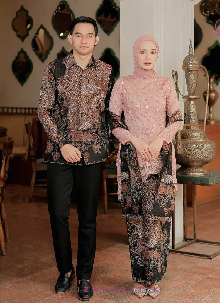 Ivana Dustypink Set Kebaya Batik Modern Couple Wisuda Lamaran Full Payet Tunangan Kondangan Bridesmaid