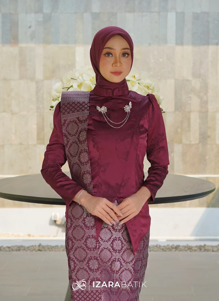 ATASAN KEBAYA BURGUNDY