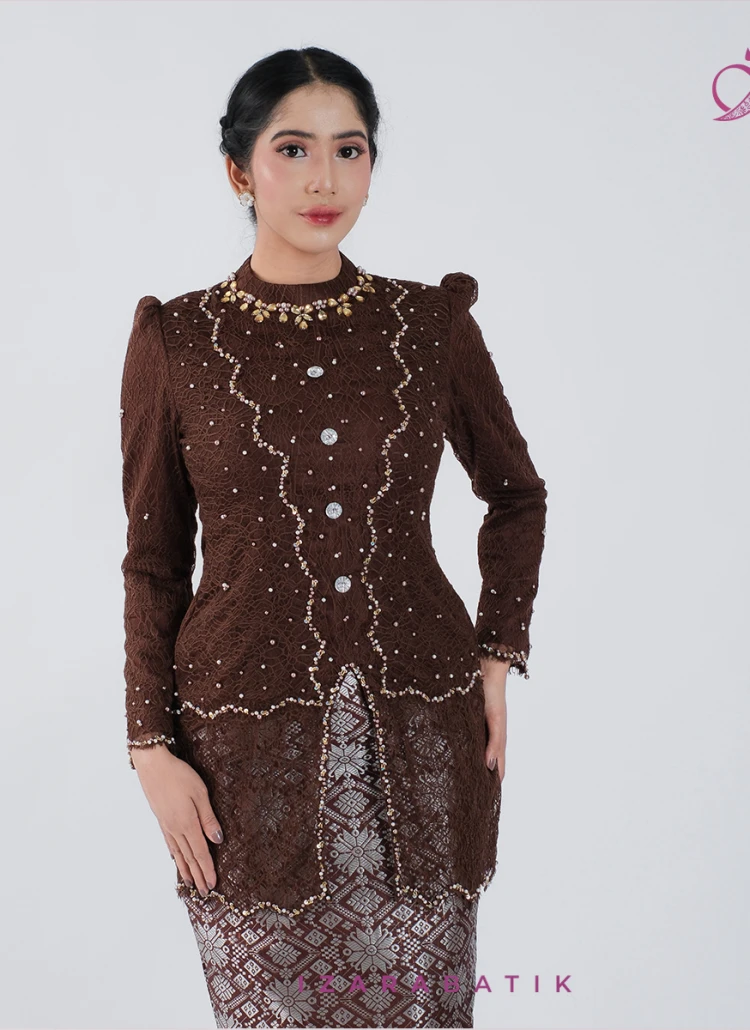 ATASAN KEBAYA MAHOGANY